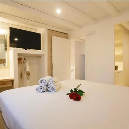 Sensation Three Level In Mykonos Town